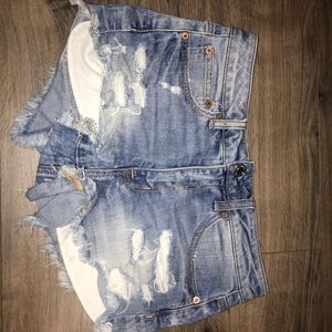 American Eagle shorts !
